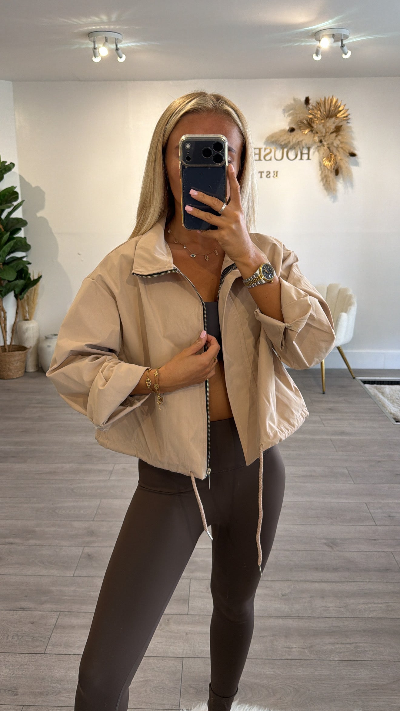 Windbreaker tie bottom jackets beige