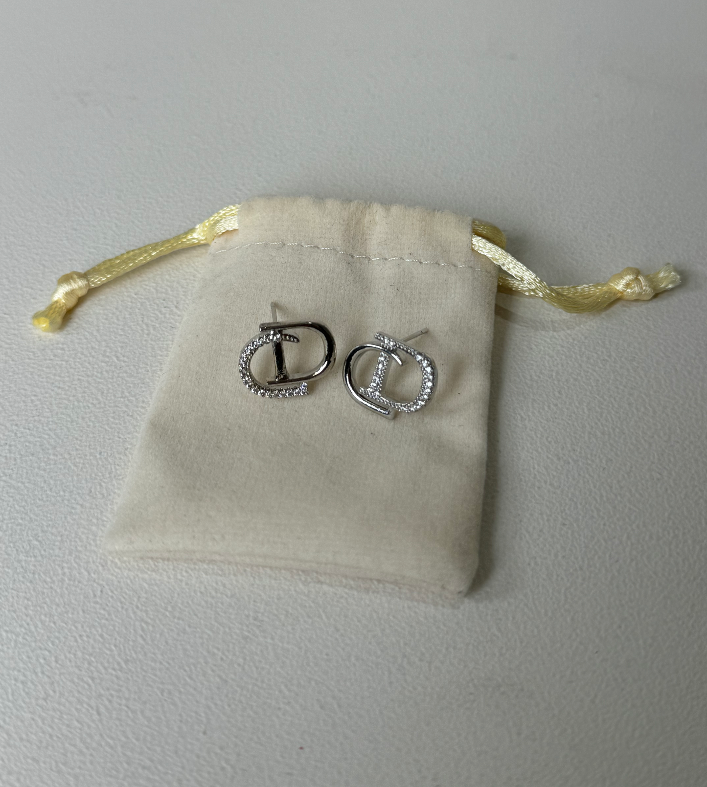 CHRISTIAN silver ear rings