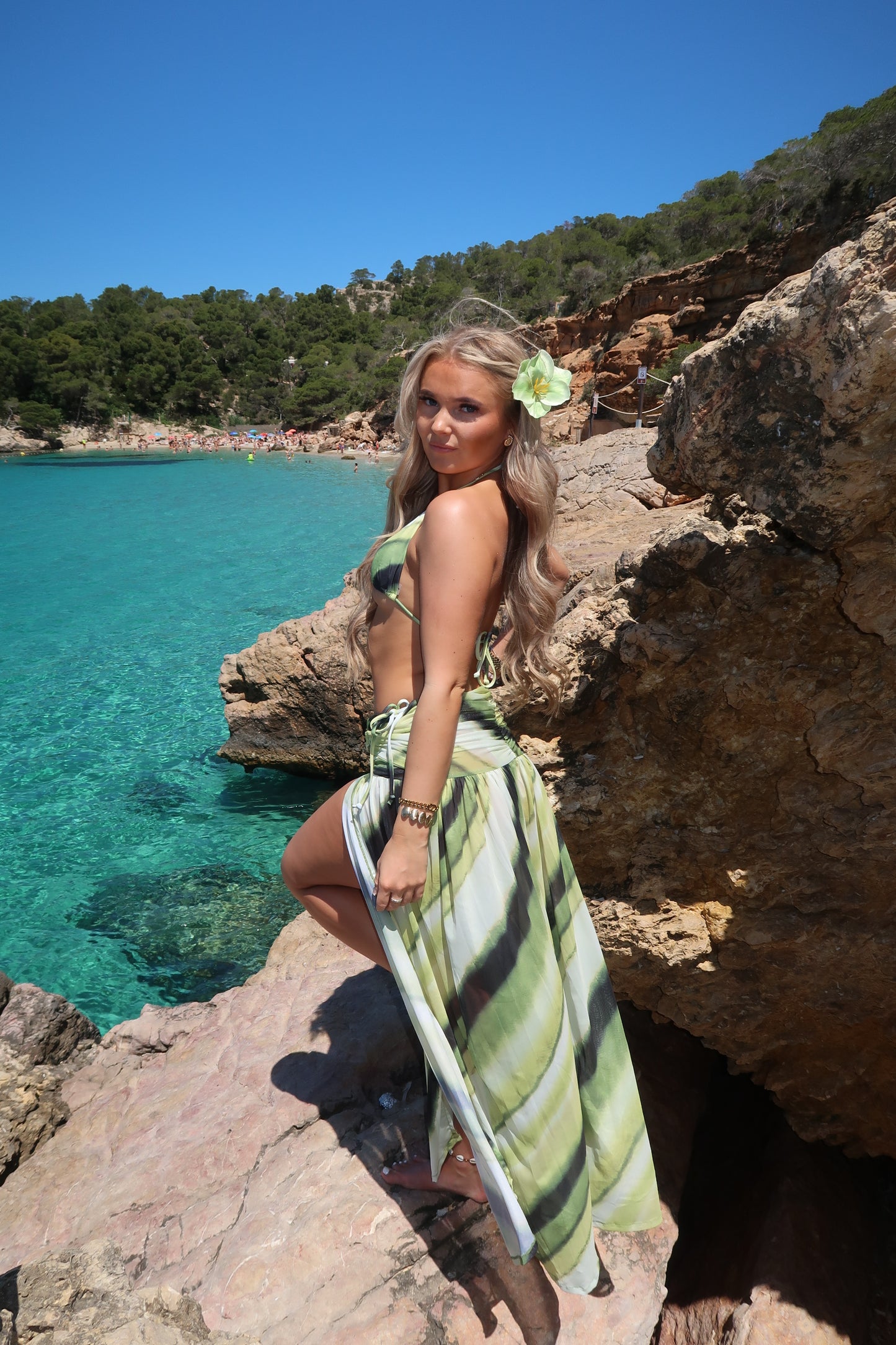 The ‘TROPICAL’ three piece bikini set