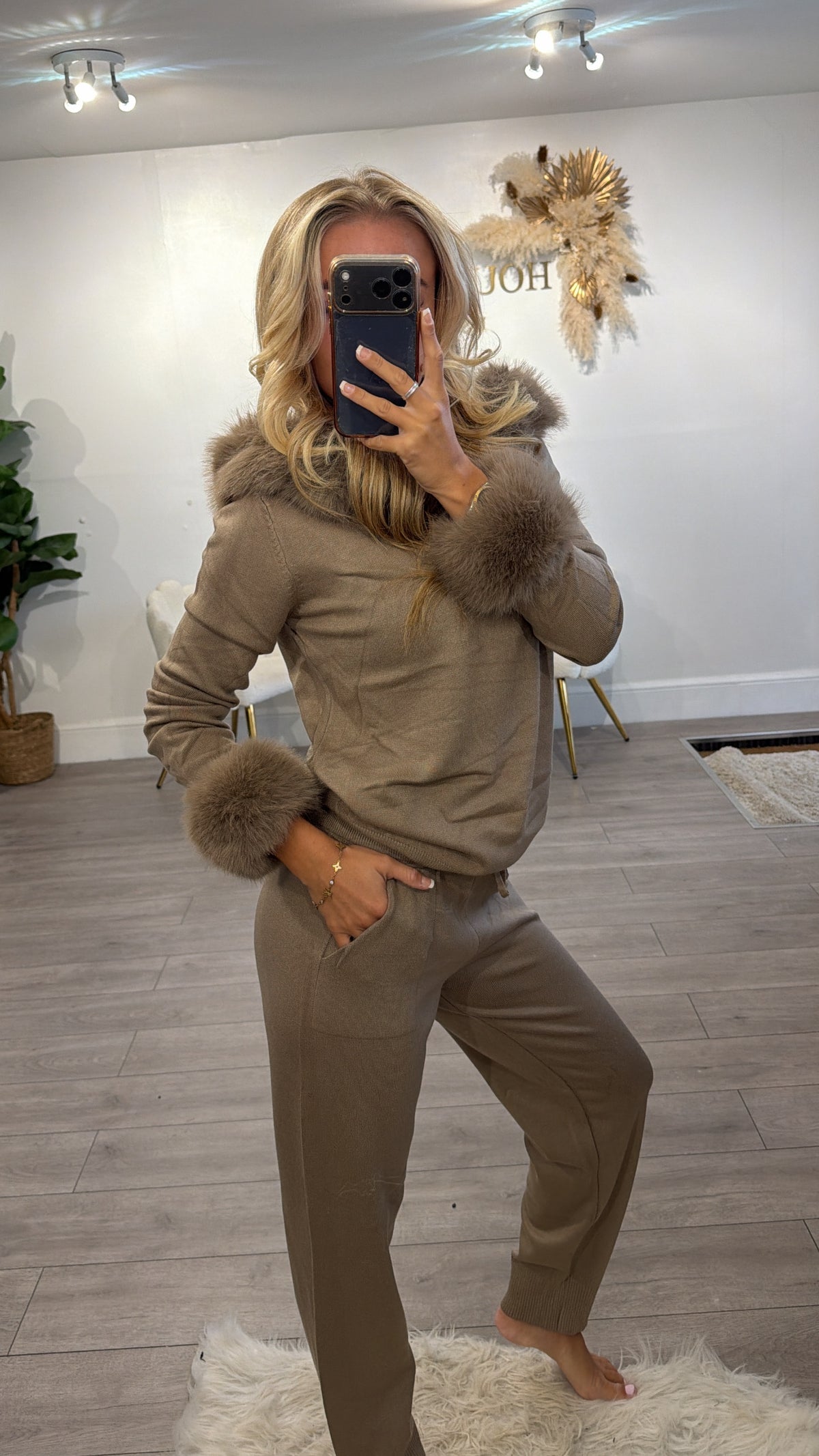 Luxury Faux Fur Trimmed Hoodie and Joggers Set taupe