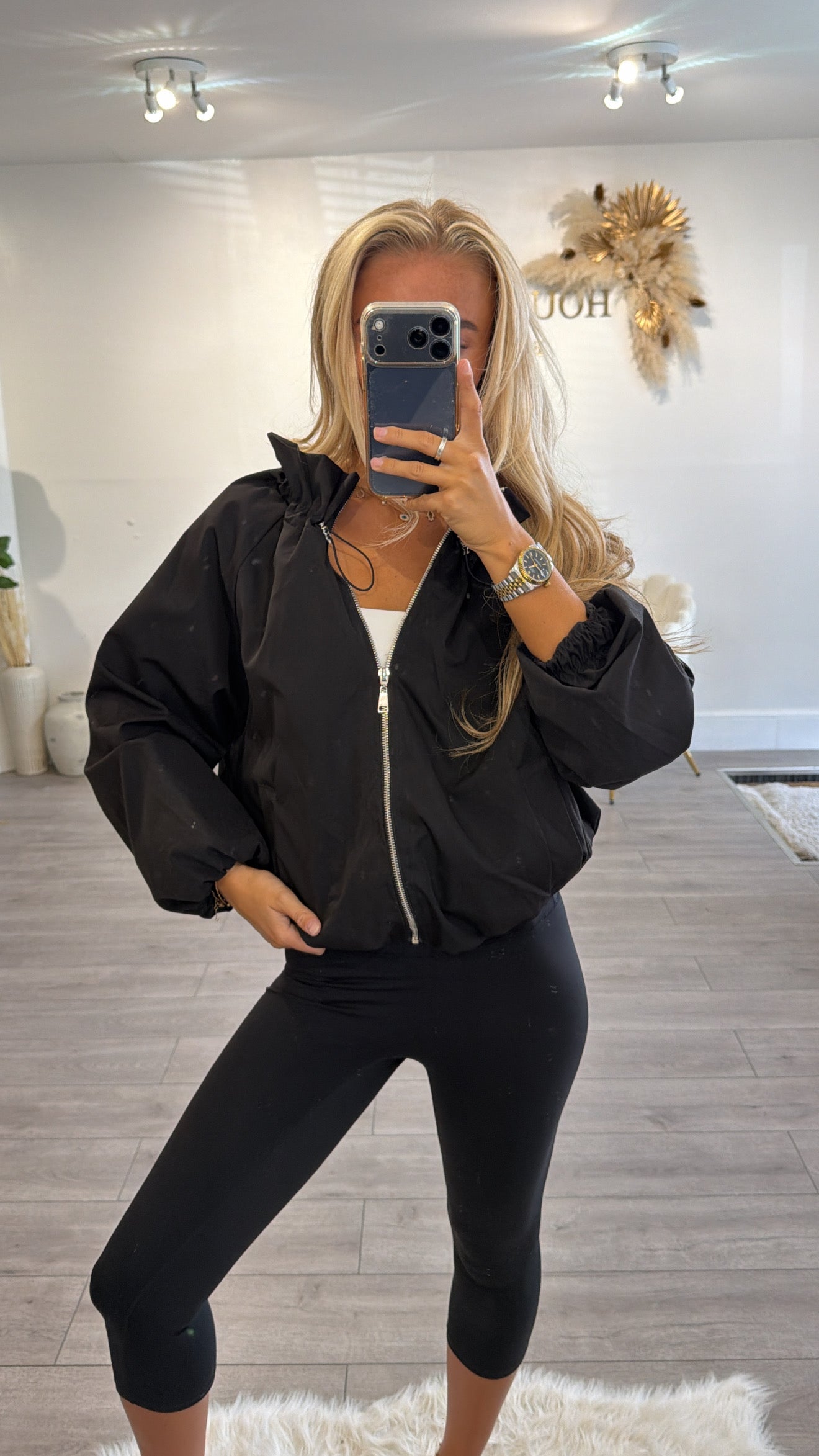 Cinched windbreaker style jacket black