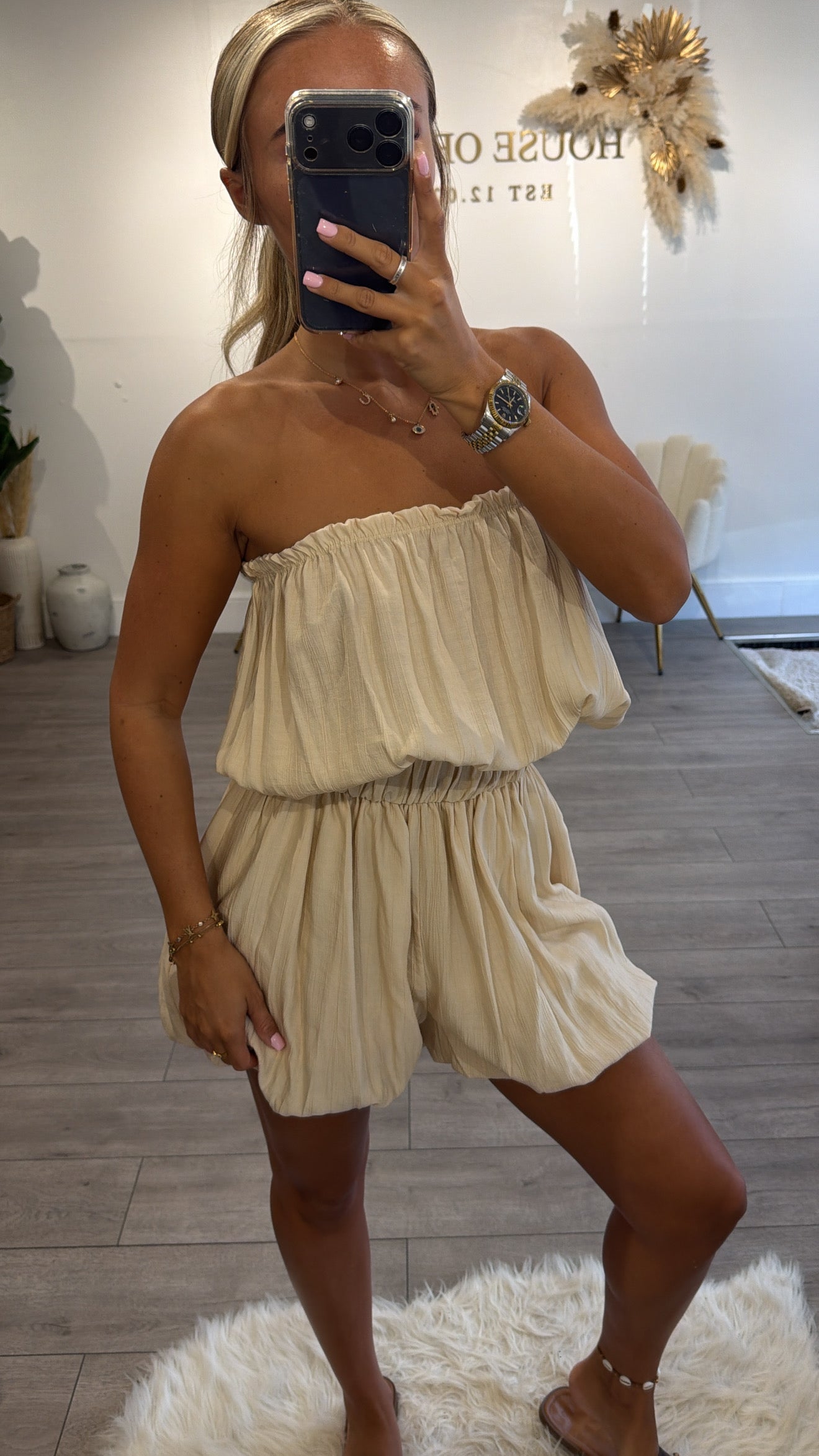 Strapless playsuit beige