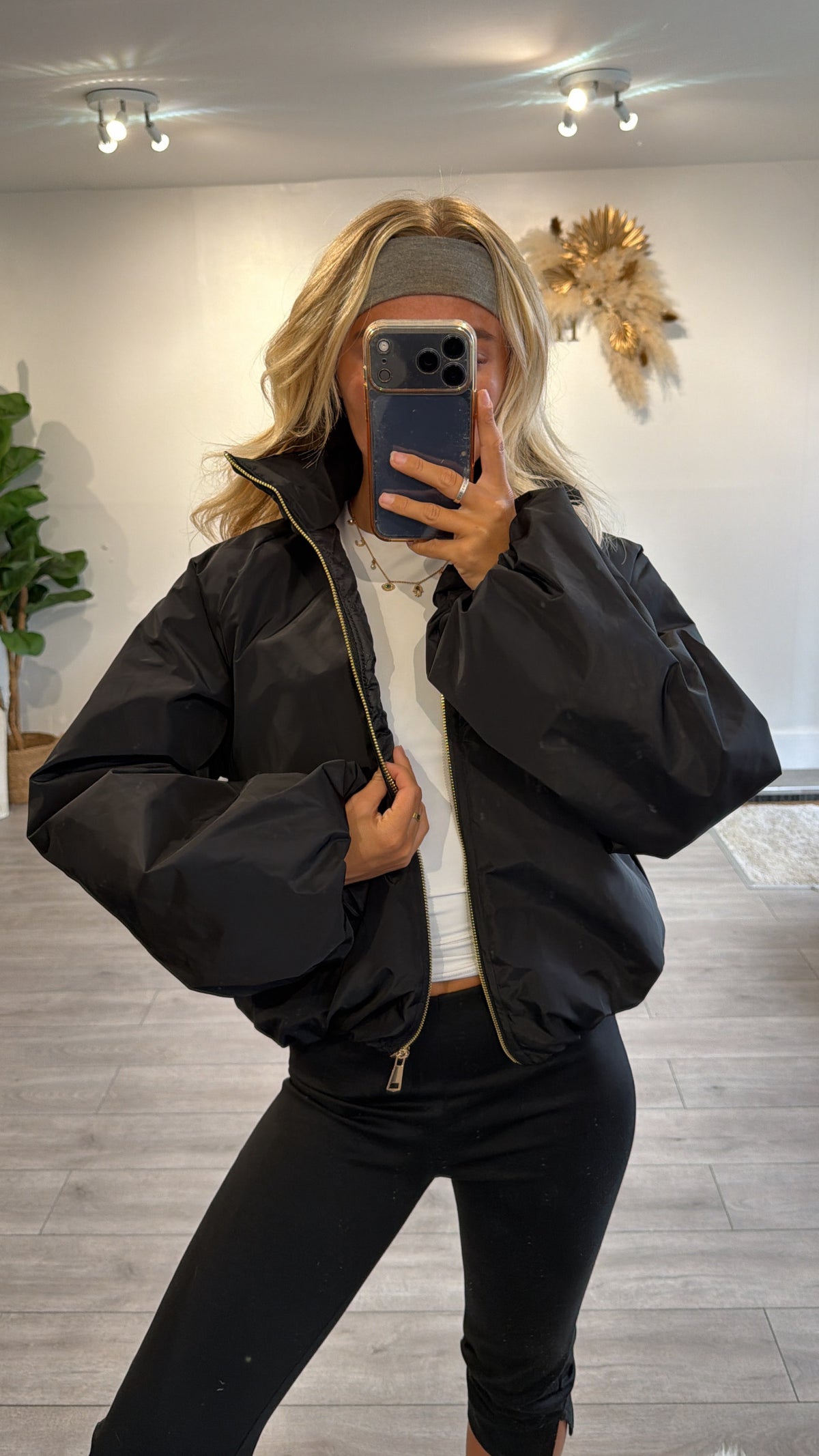 Gold zip up puffer bomber jacket black