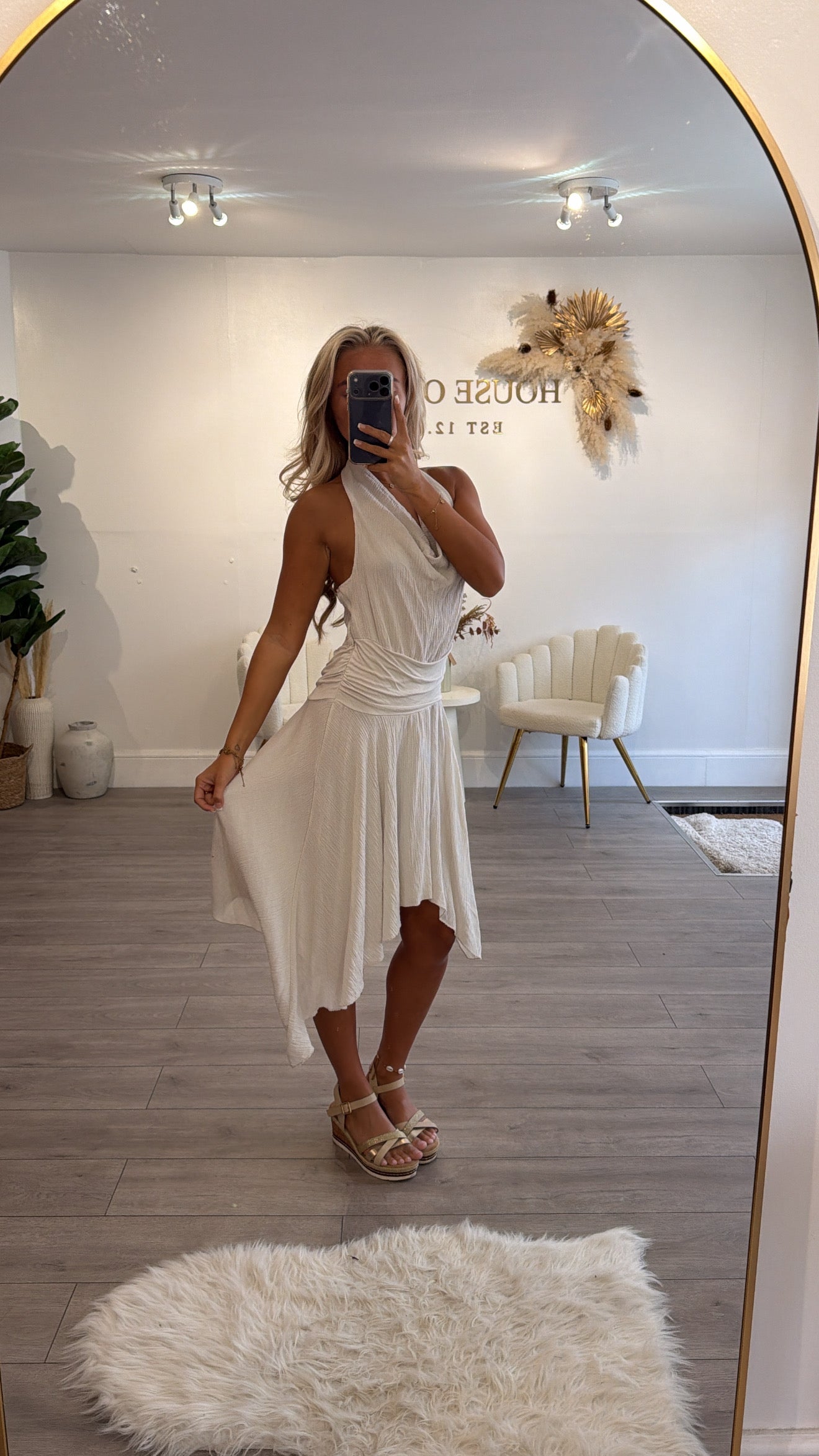 Halter neck midaxi dress beige